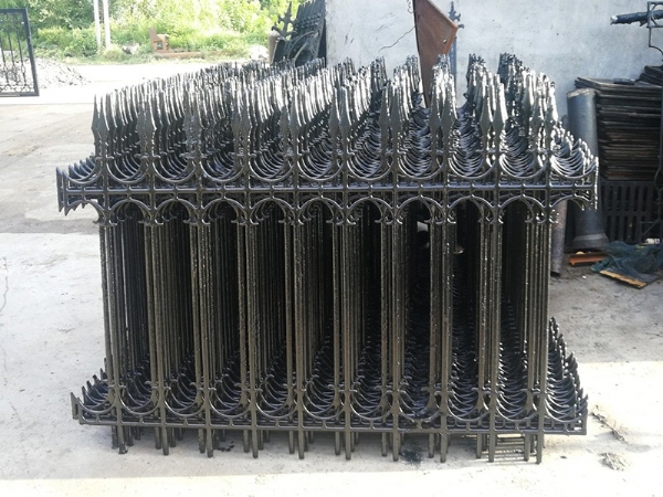 铸铁护栏