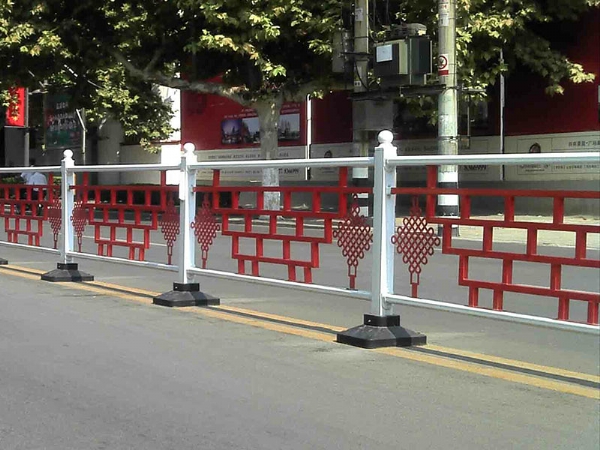 道路护栏